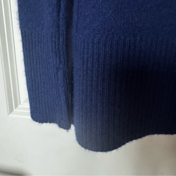 Saks Fifth Avenue Cashmere Sweater, sz XS - Picture 10 of 10